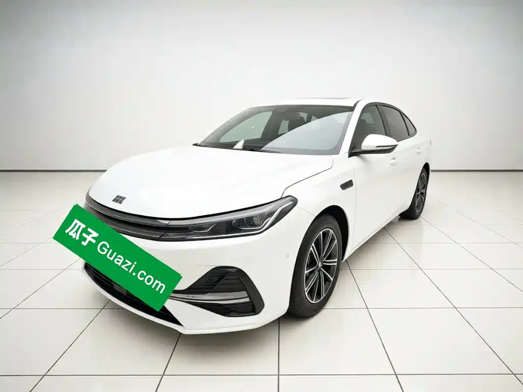 Geely Galaxy A7 EM 2025
