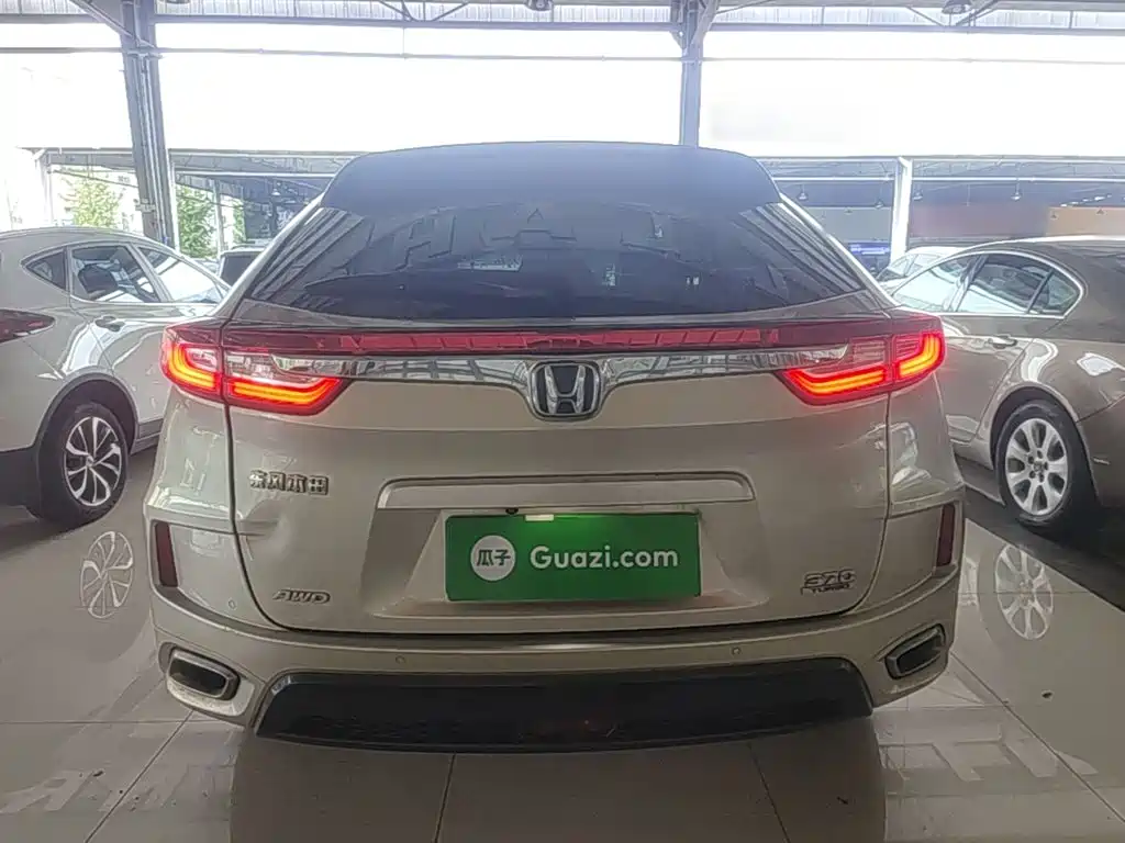 Honda UR-V 2017 — фото 6