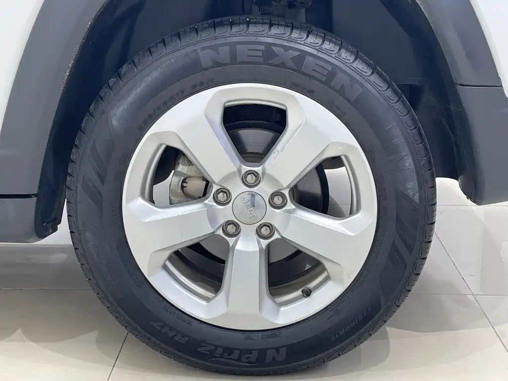 Jeep Compass 2020 — фото 9