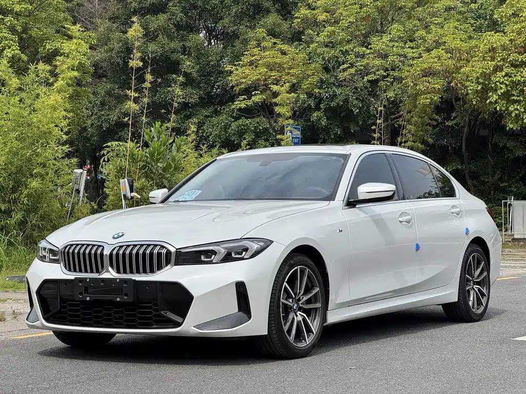 BMW 3 Series 2024