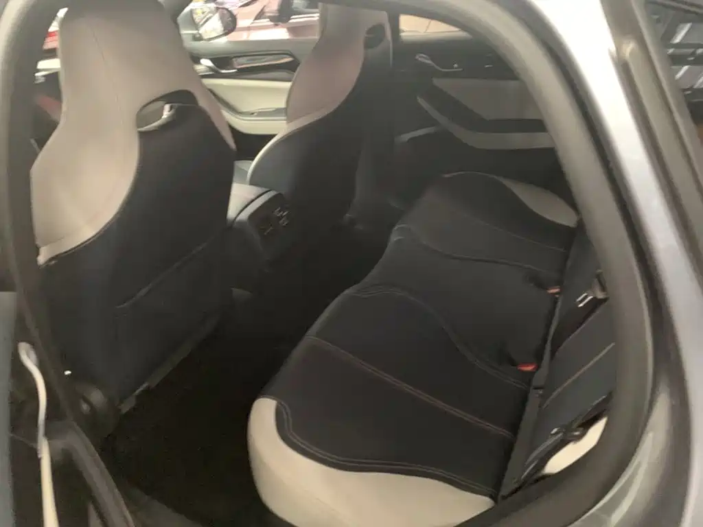 BYD Qin PLUS 2023 — фото 10