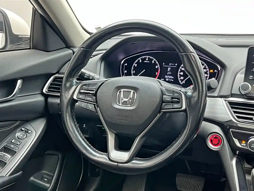 Honda Inspire 2019 — фото 19