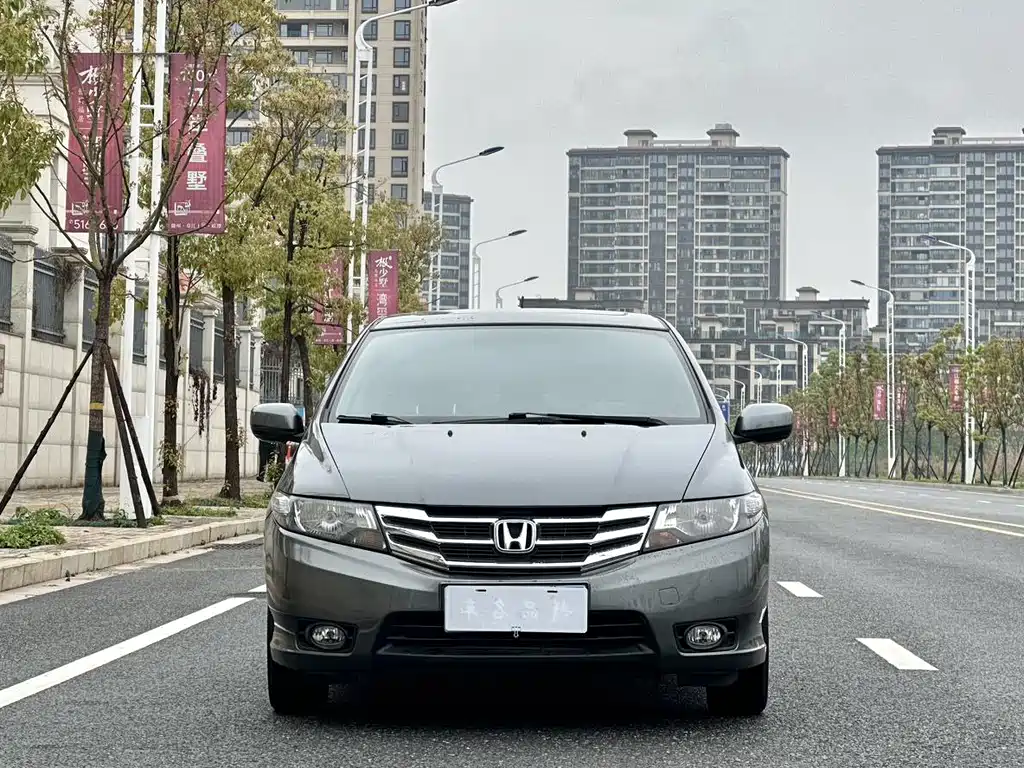 Honda City Classic 2015 — фото 2