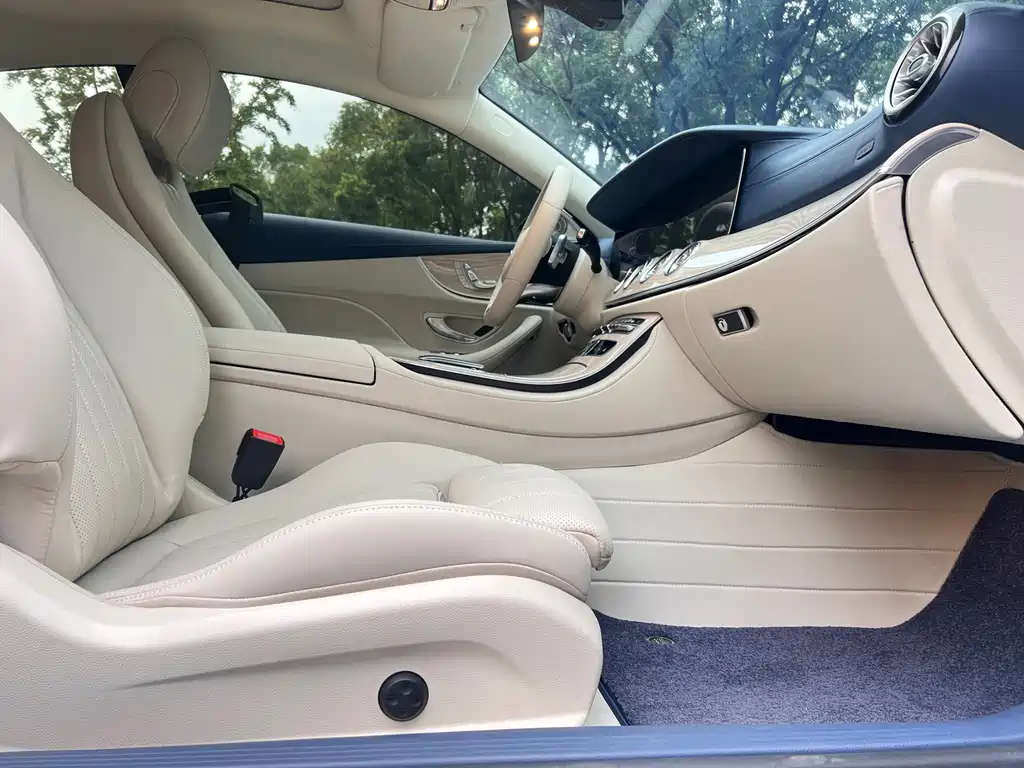 Mercedes-Benz E-Class 2020 — фото 19