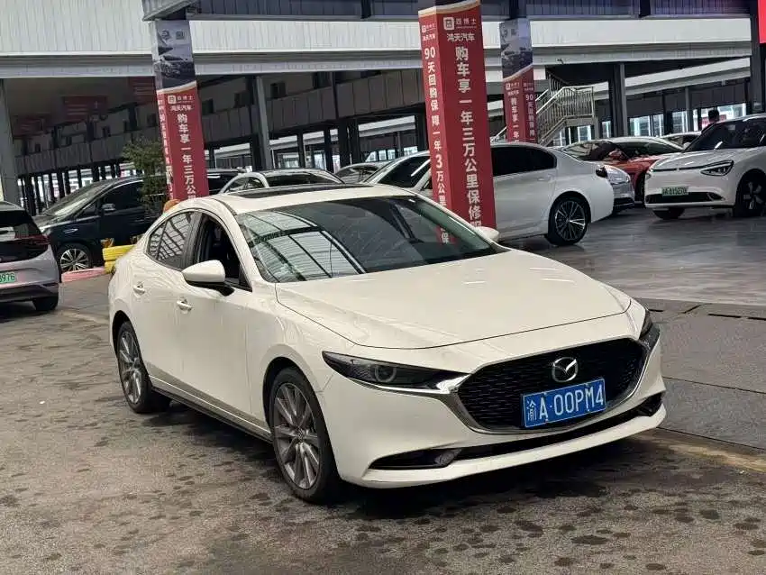 Mazda 3 Axela 2025