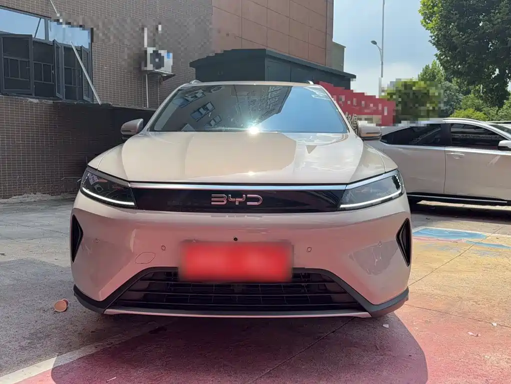 BYD Sealion 05 DM-i 2025 — фото 3