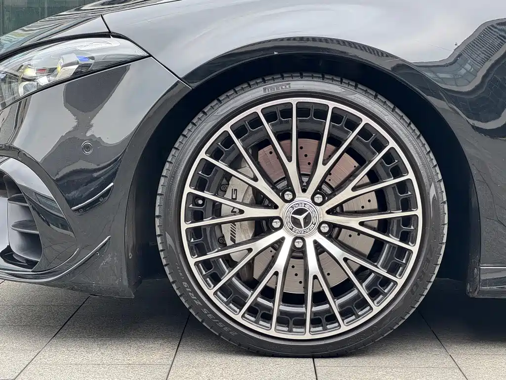 Mercedes-Benz A-Class AMG 2024 — фото 5
