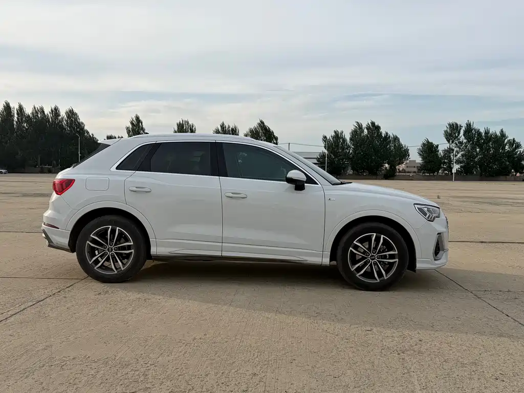 Audi Q3 2022