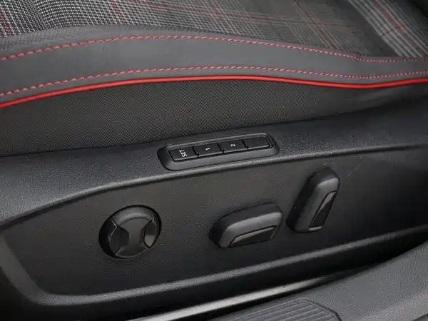 Volkswagen Golf GTI 2022