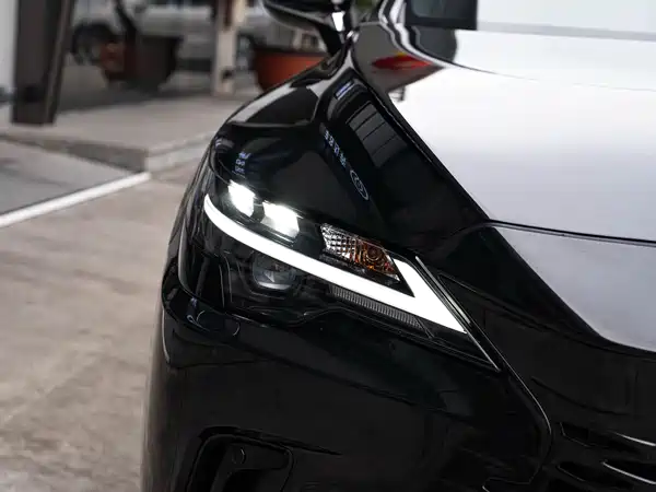 Lexus RX 2023