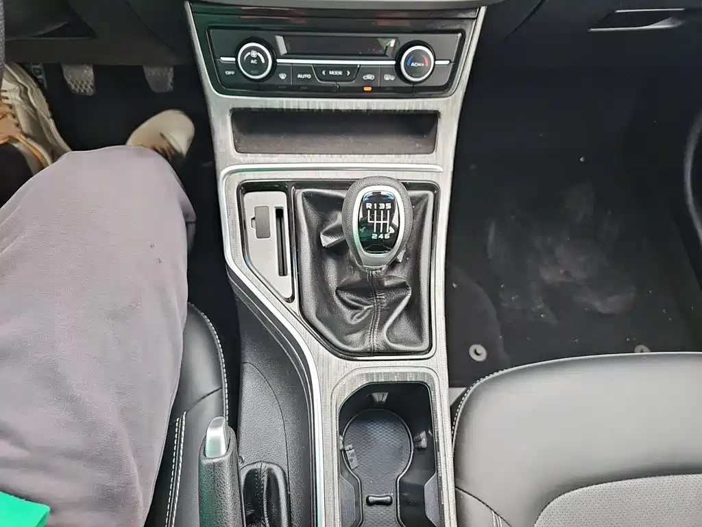Geely Emgrand GS 2019 — фото 14