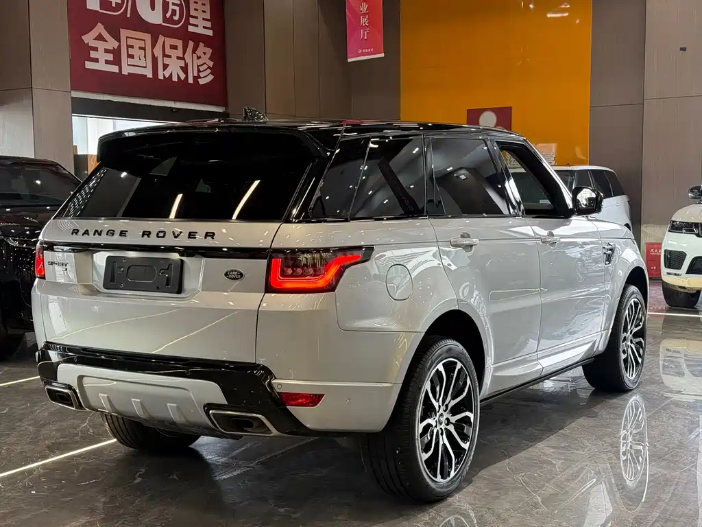 Land Rover Sport 2022 — фото 5