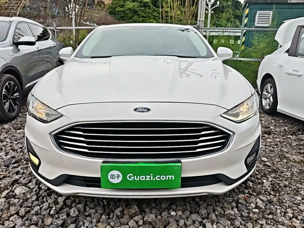 Ford Mondeo 2020 — фото 3