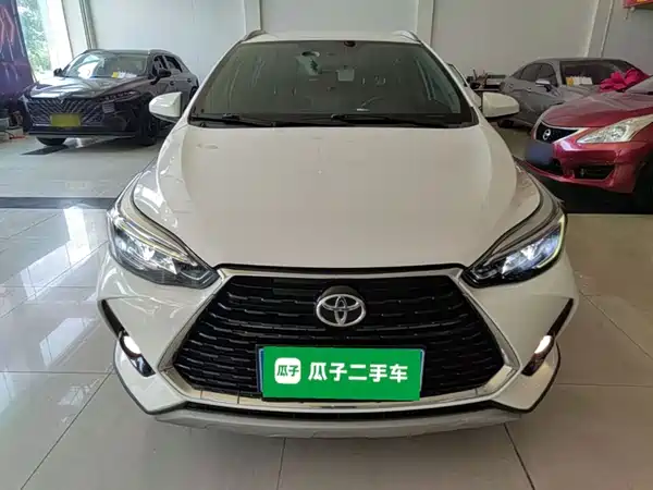 Toyota Yaris L 2022