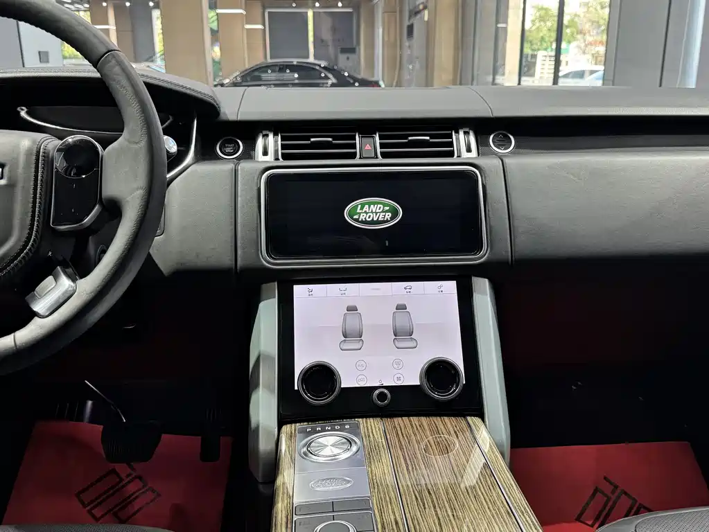 Land Rover Range Rover 2019 — фото 12