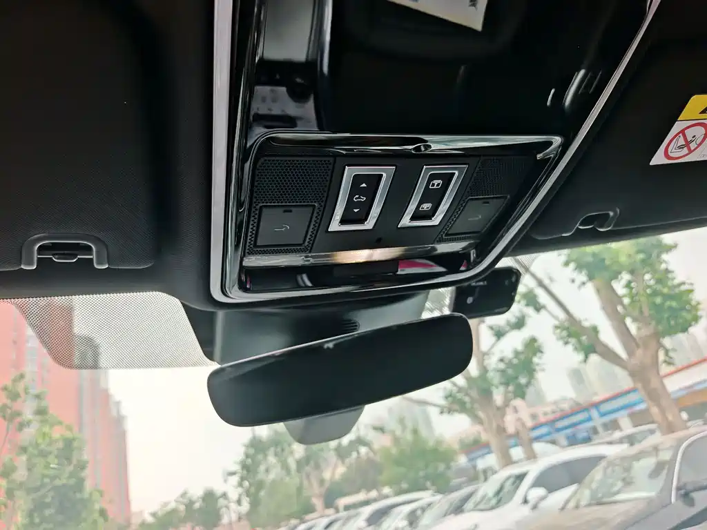 Land Rover Range Rover Sport 2018 — фото 14