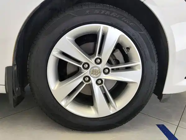 Buick Regal 2018