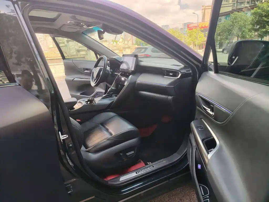 Toyota Harrier 2022 — фото 13