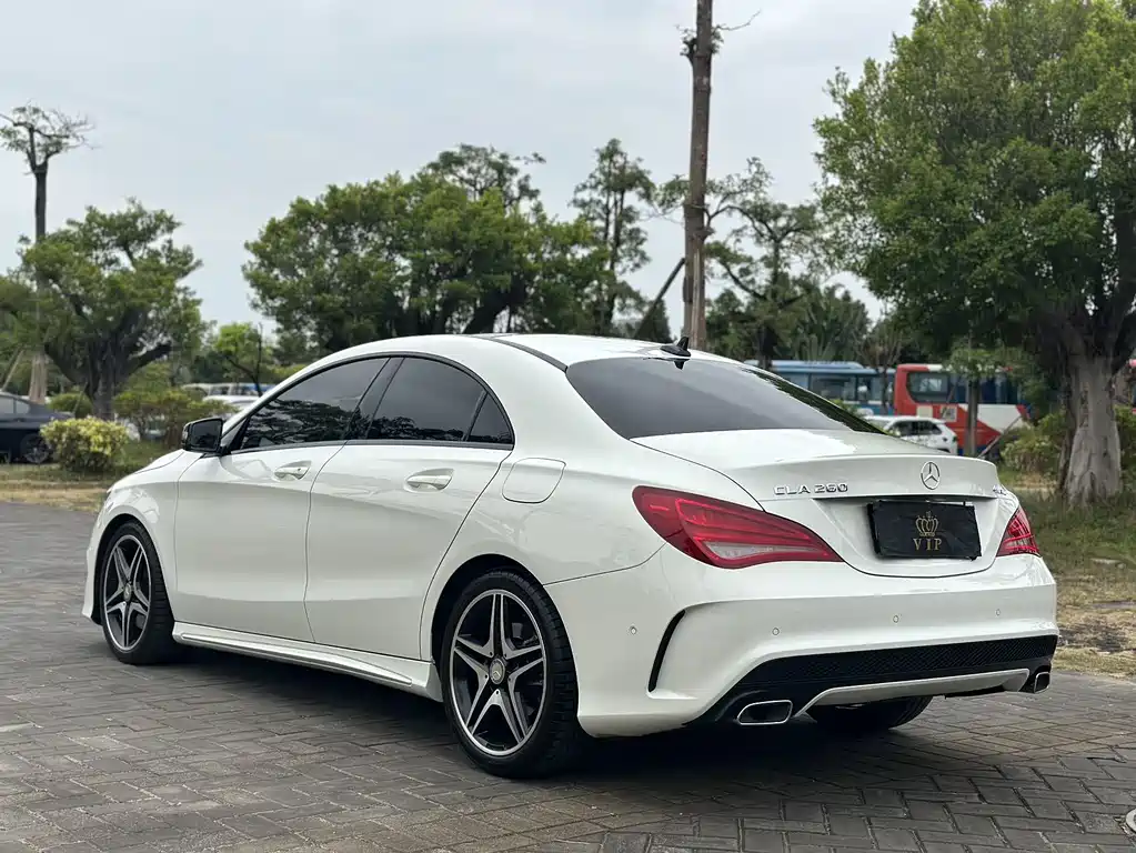 Mercedes-Benz CLA 2015 — фото 7