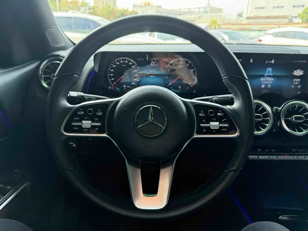 Mercedes-Benz GLB 2021 — фото 12