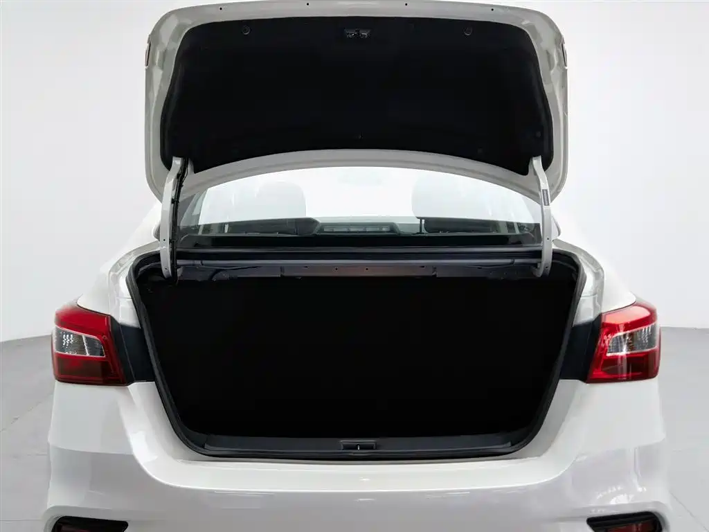 Nissan Sylphy 2024 — фото 16