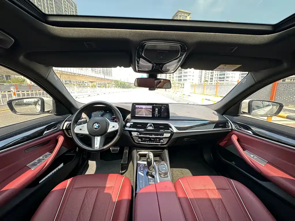 BMW 5 Series 2023