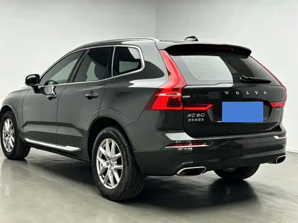Volvo XC60 2021