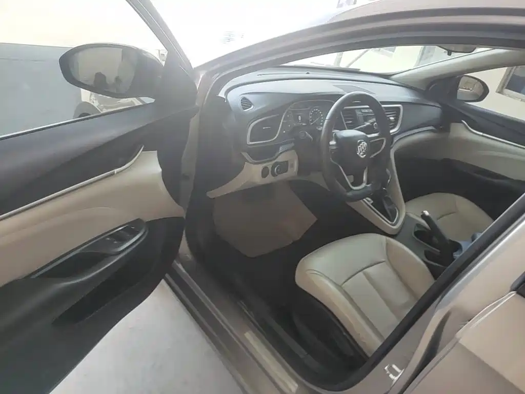 Buick Excelle GT 2018 — фото 16