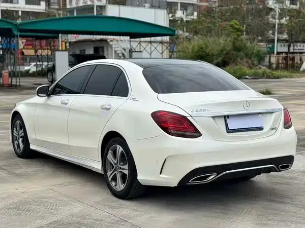 Mercedes-Benz C-Class 2020