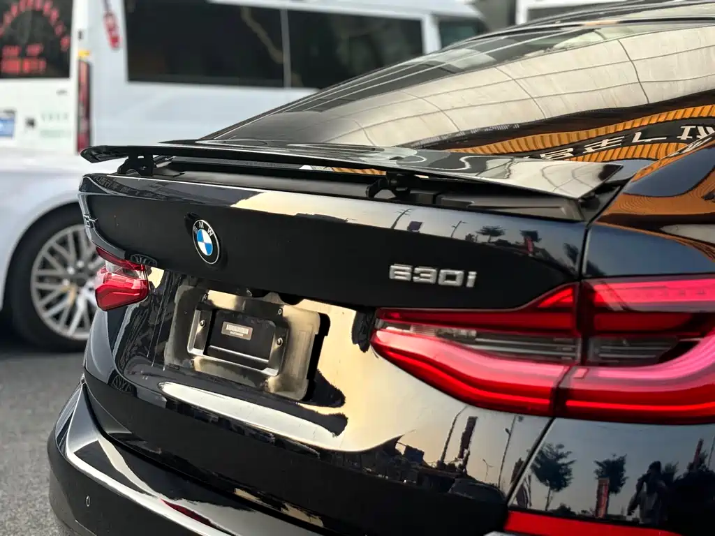 BMW 6 Series GT 2019 — фото 7