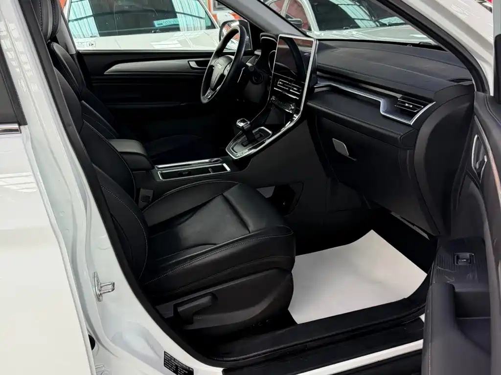 Haval M6 2022 — фото 16