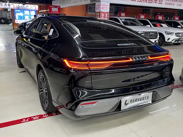 Geely Galaxy Starshine 8 2026