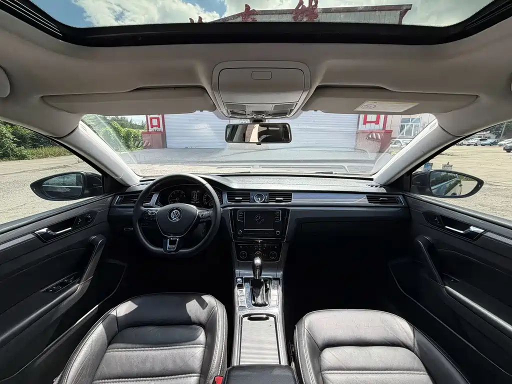 Volkswagen Passat 2018 — фото 4