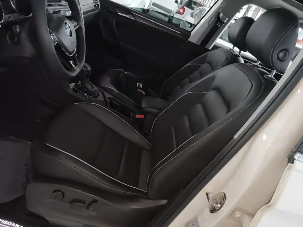 Volkswagen Tiguan L 2018 — фото 15