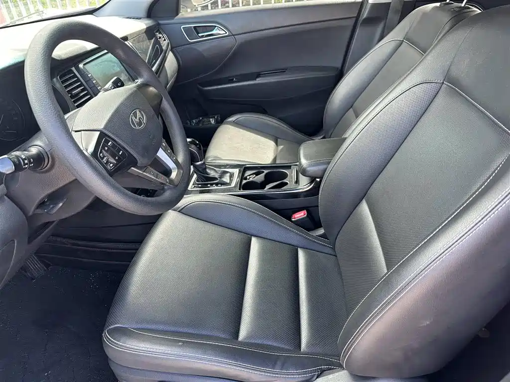 Hyundai Mistra 2016 — фото 4
