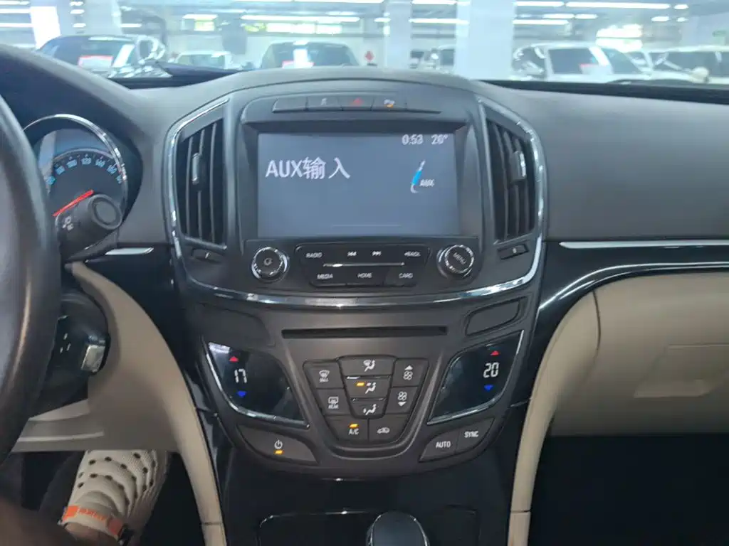 Buick Regal 2015 — фото 13