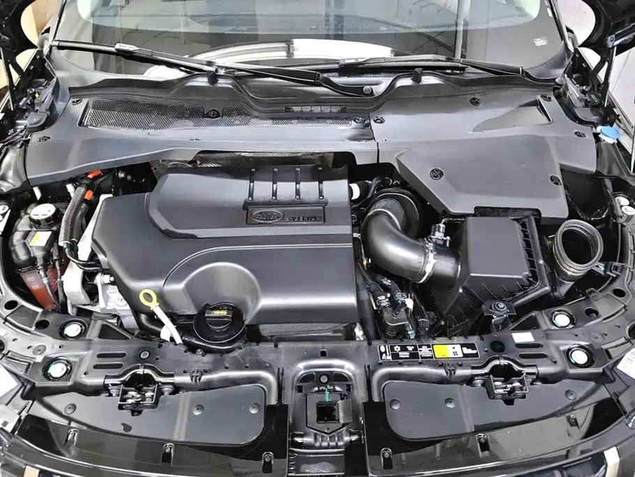 Land Rover Range Rover Evoque 2023 — фото 10