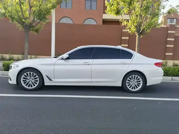 BMW 5 Series 2020