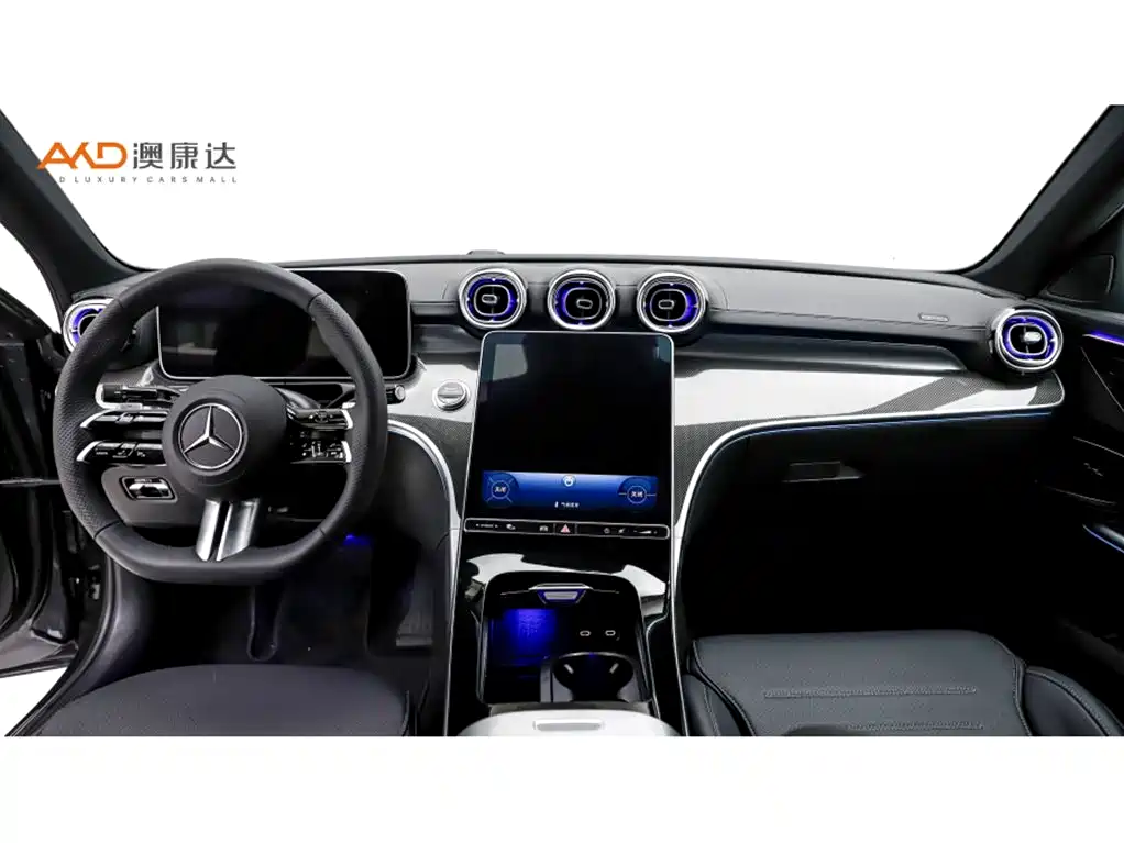 Mercedes-Benz C-Class 2025 — фото 5