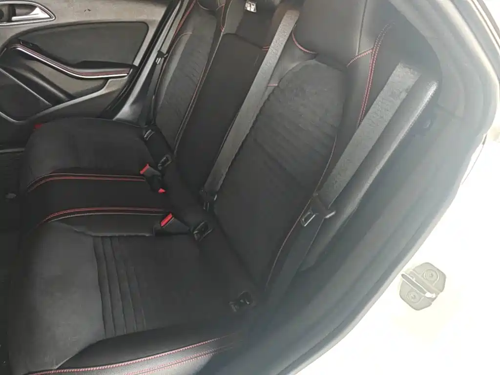 Mercedes-Benz CLA 2018 — фото 17