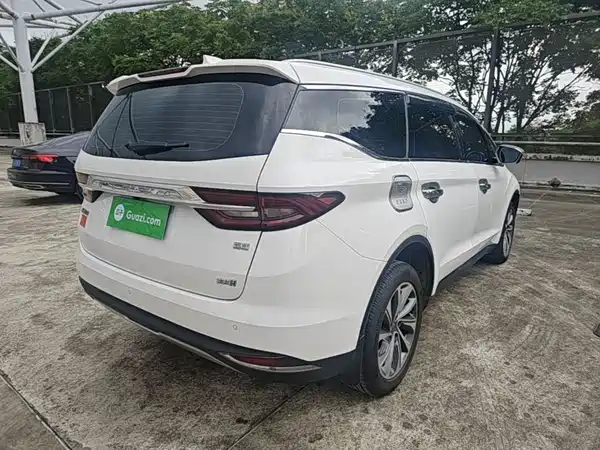 Geely Jiaji 2019