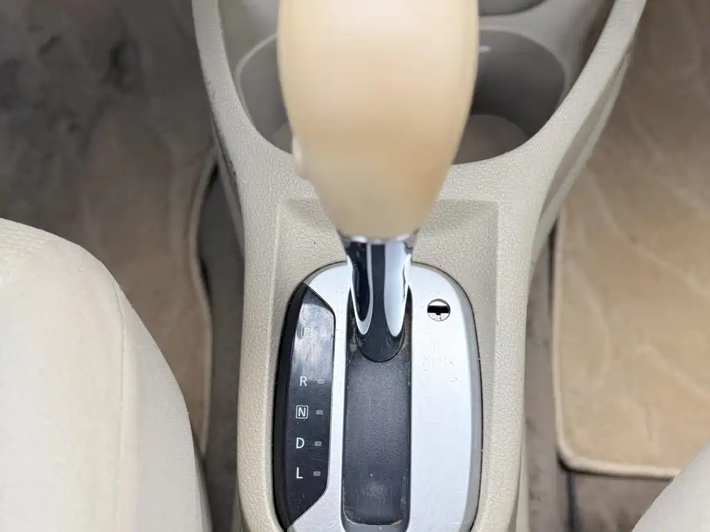 Nissan Livina 2014 — фото 14