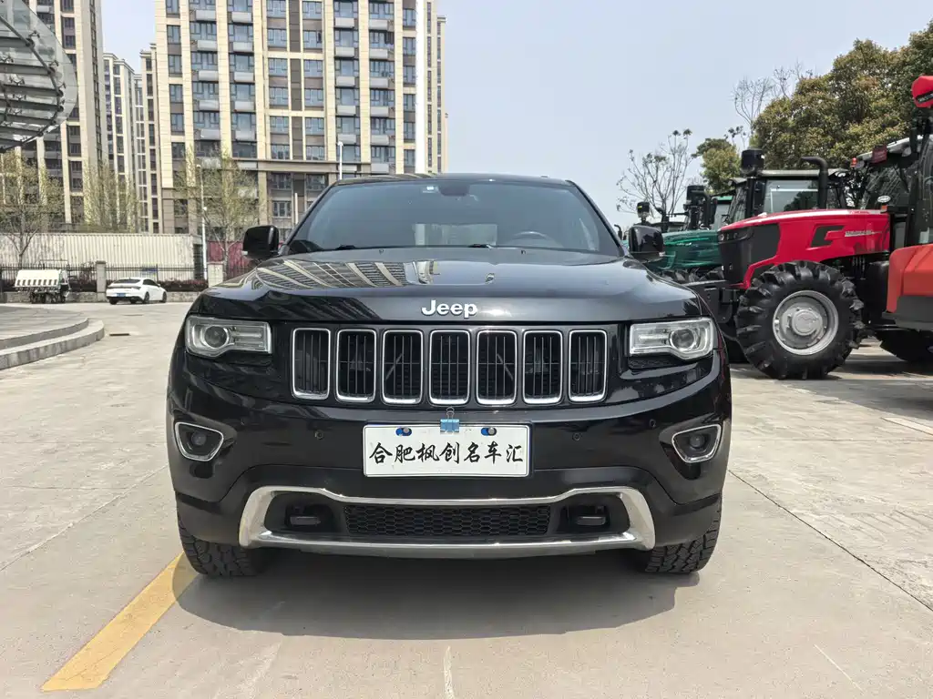 Jeep Grand Cherokee 2015 — фото 2