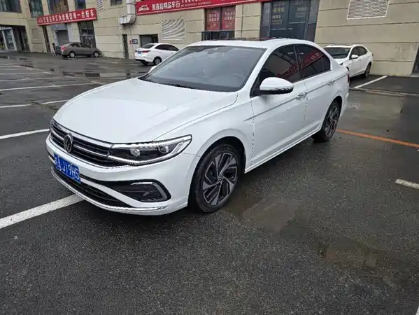 Volkswagen Bora 2022