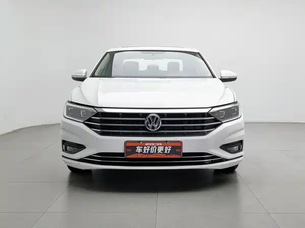 Volkswagen Sagitar 2021