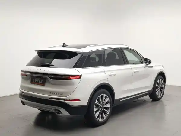 Lincoln Corsair 2021