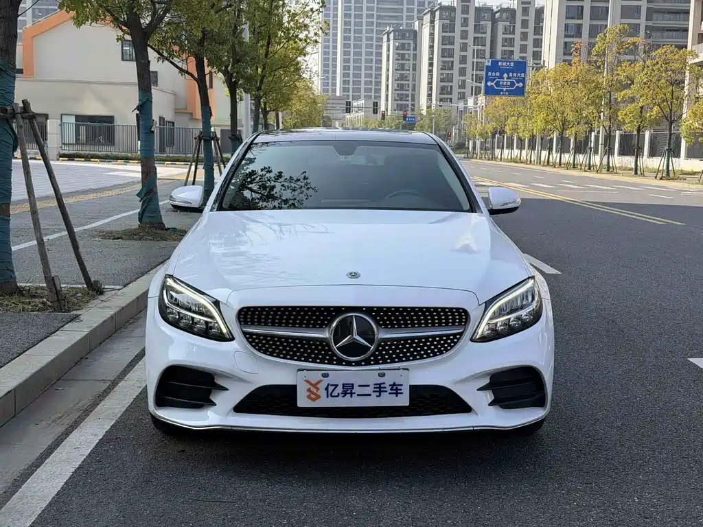 Mercedes-Benz C-Class 2019