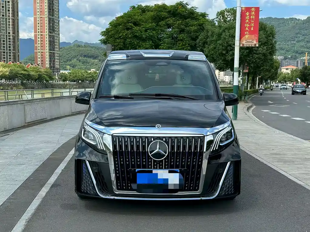 Mercedes-Benz Vito 2025 — фото 2