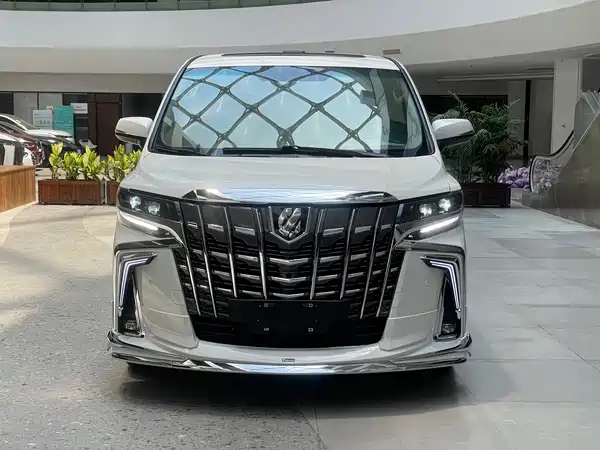 Toyota Alphard 2013