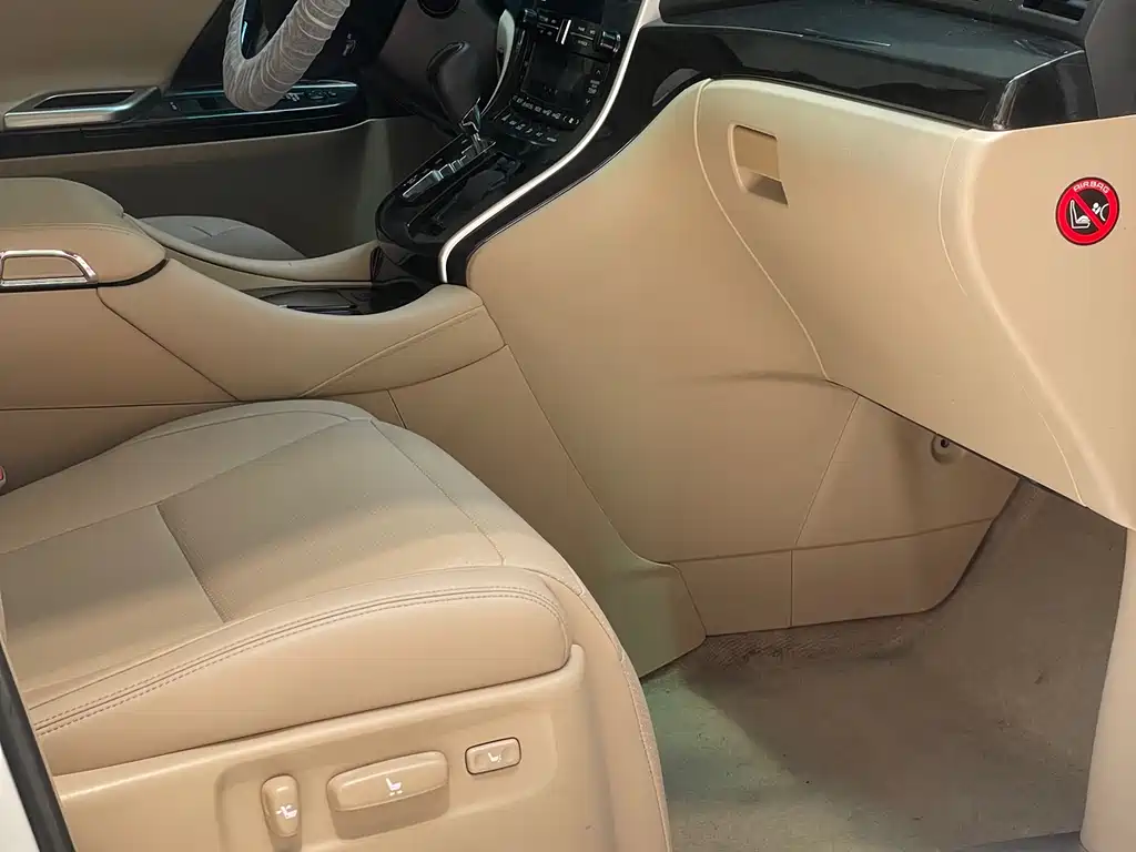 Toyota Alphard 2013 — фото 14